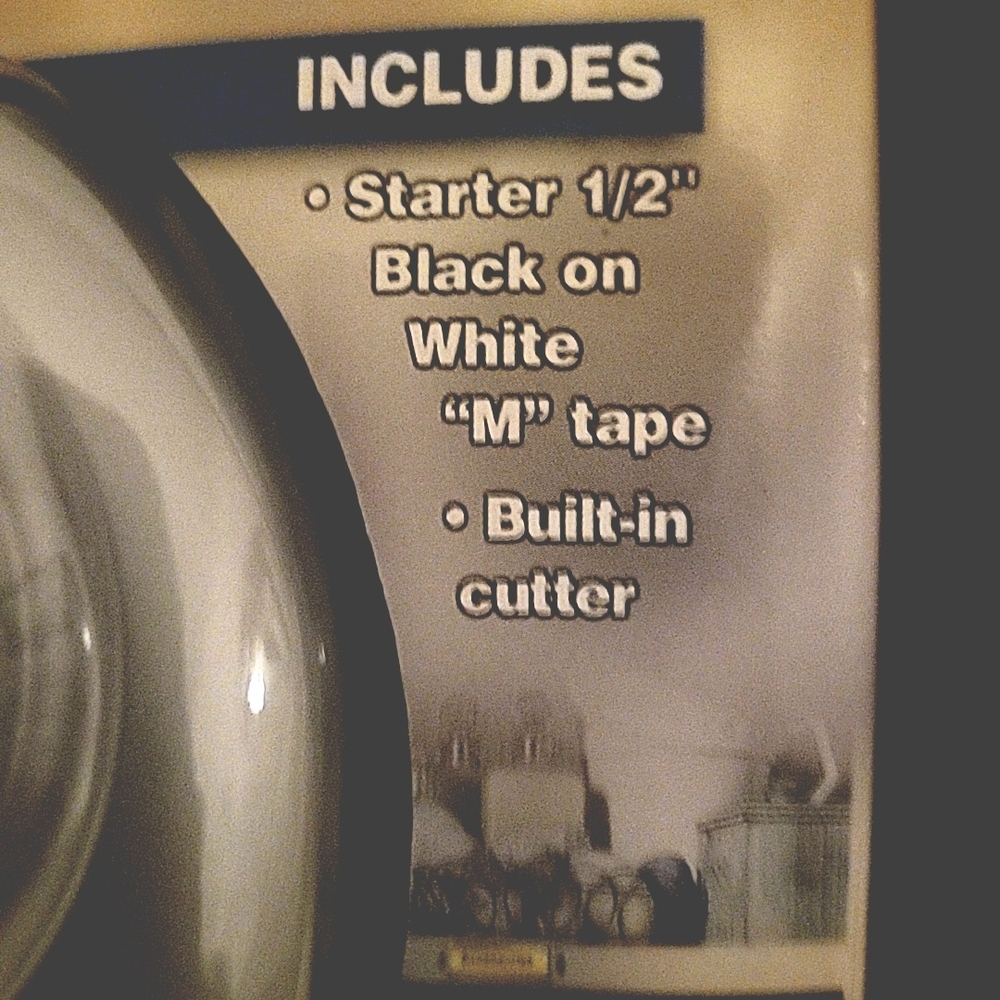 Brother P-Touch Labeling System - Silver - Picture 3 of 5